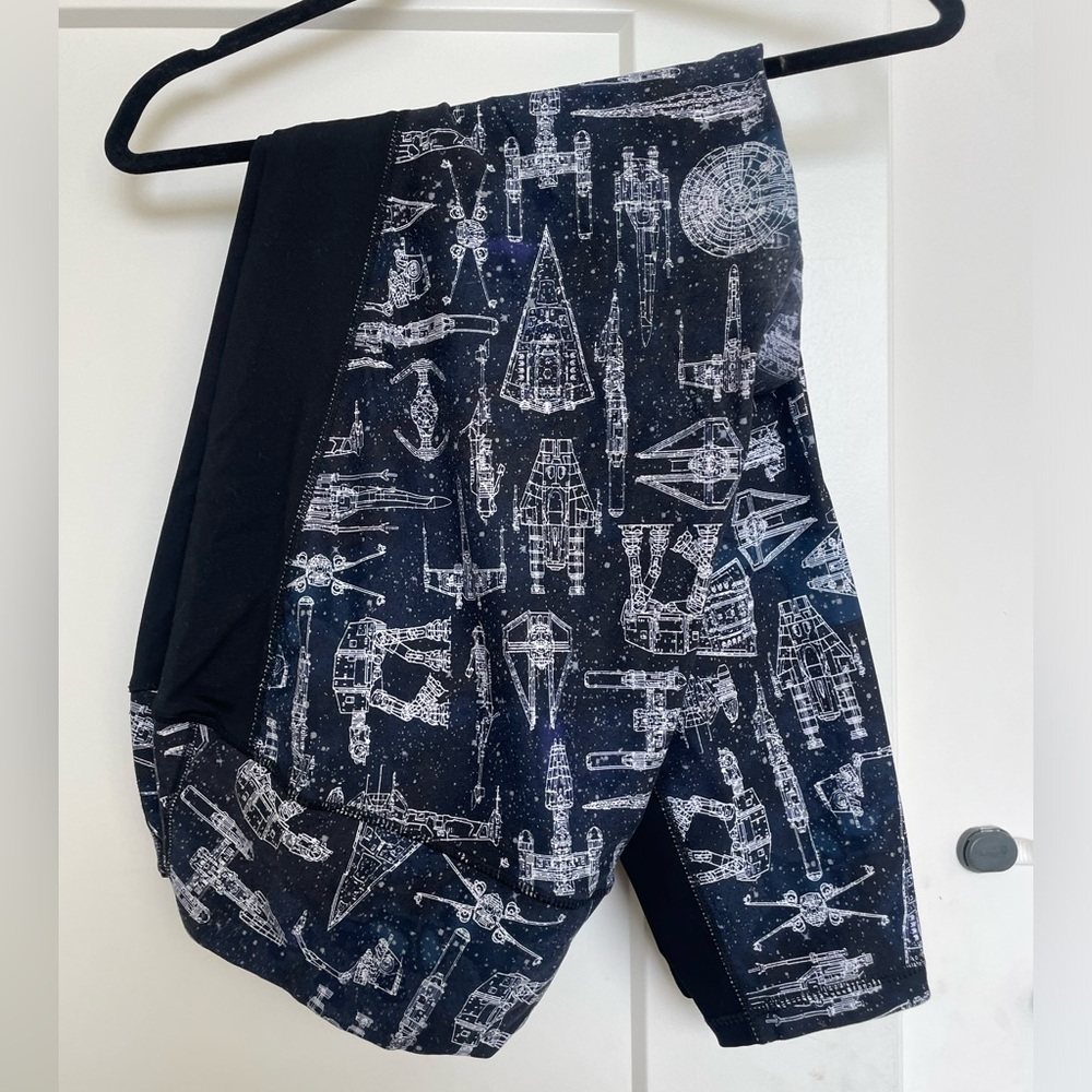 Star Wars Her Universe blueprint athletic leggings